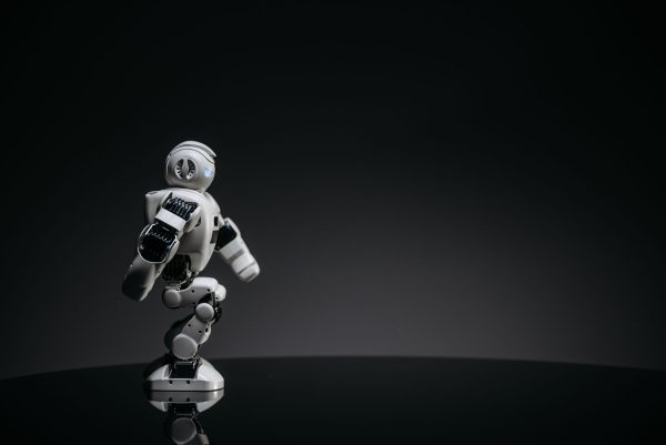 Slow AI Model Advances: Anthropic CEO Calls for Caution