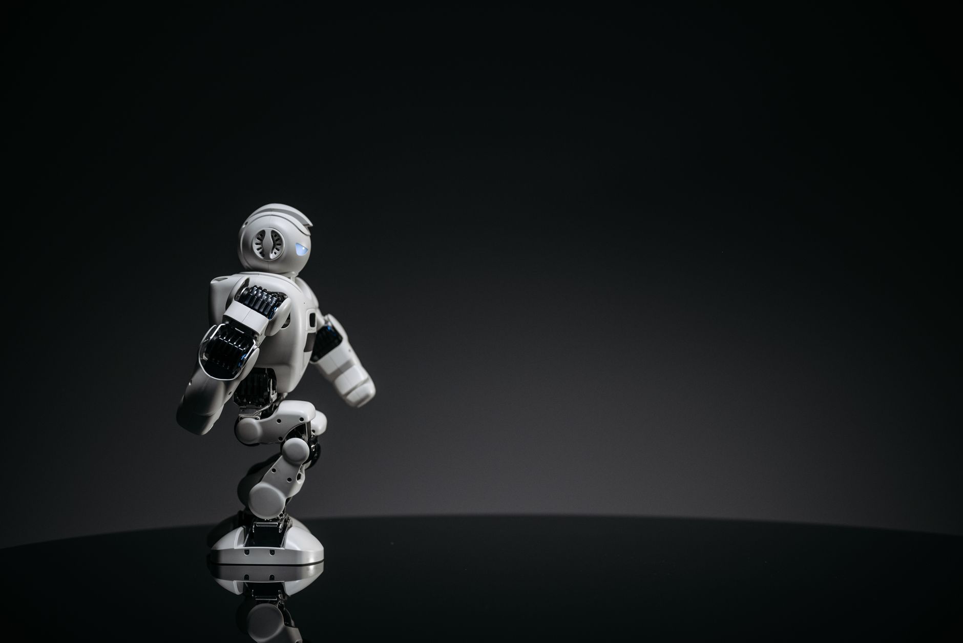 slow AI model advances