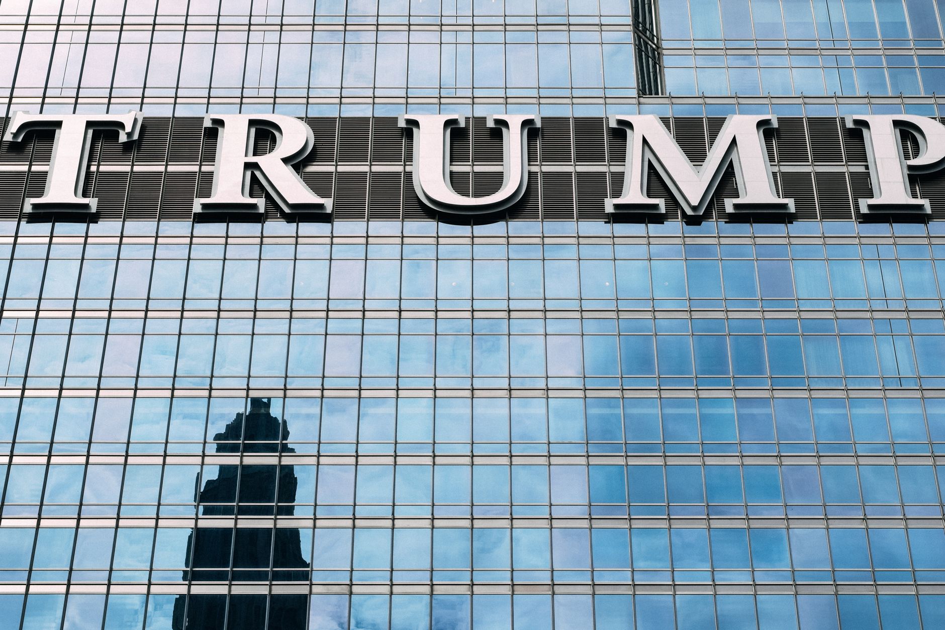 Trump isolation of Iran